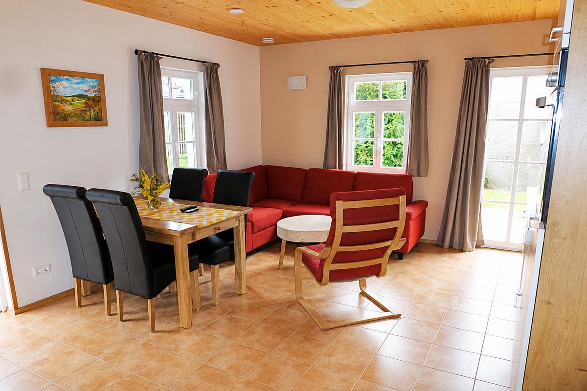 Ferienwohnung Winterstein – Wohnzimmer Ferienhaus Winterbergblick in Hinterhermsdorf - Ferienwohnung Winterstein - Wohnzimmer